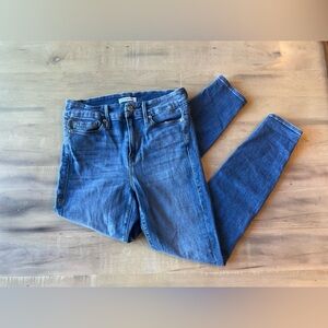 Good American Good Legs Skinny Jeans